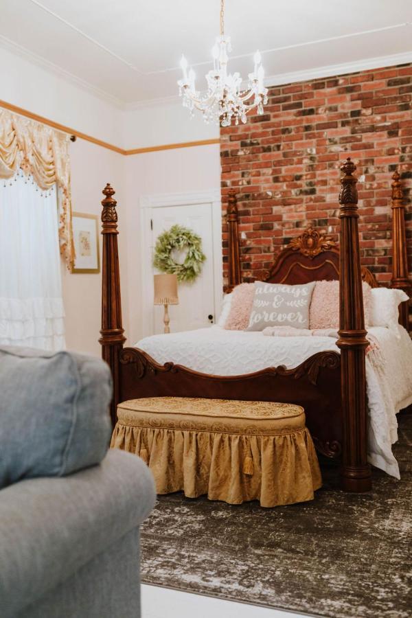 Royal Olive Manor Bed and Breakfast Sonora Esterno foto